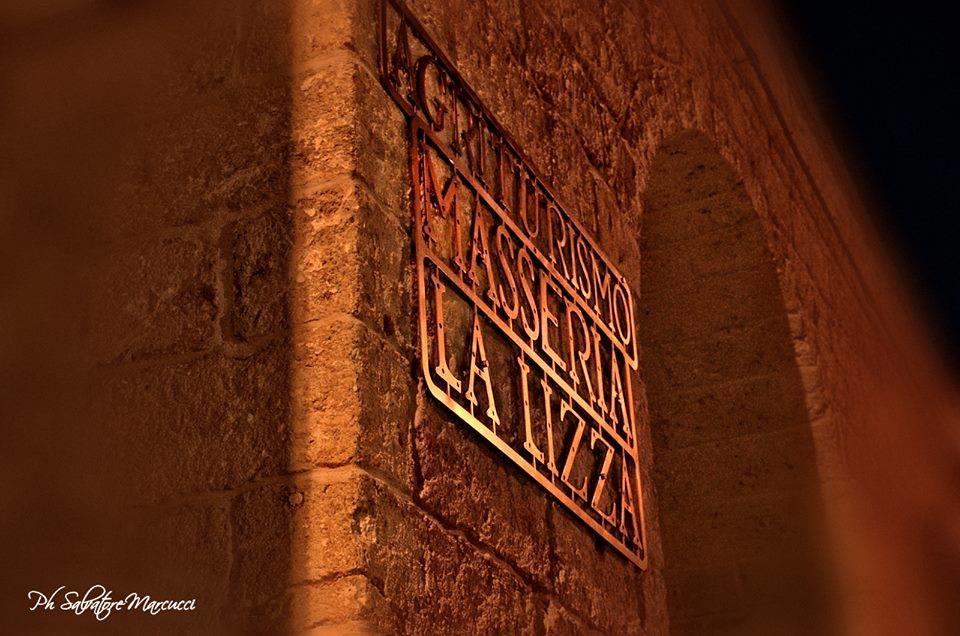 Masseria La Lizza - Ospitalità Rurale Lecce Extérieur photo